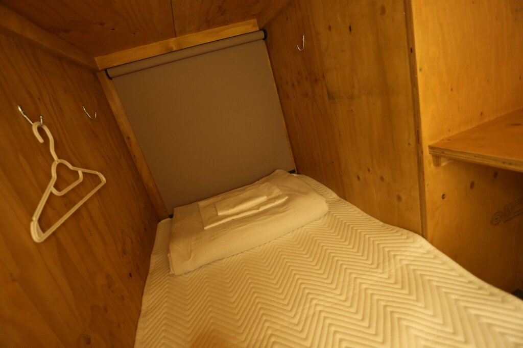Кровать в общем номере (женский номер) Fuku Hostel Namba