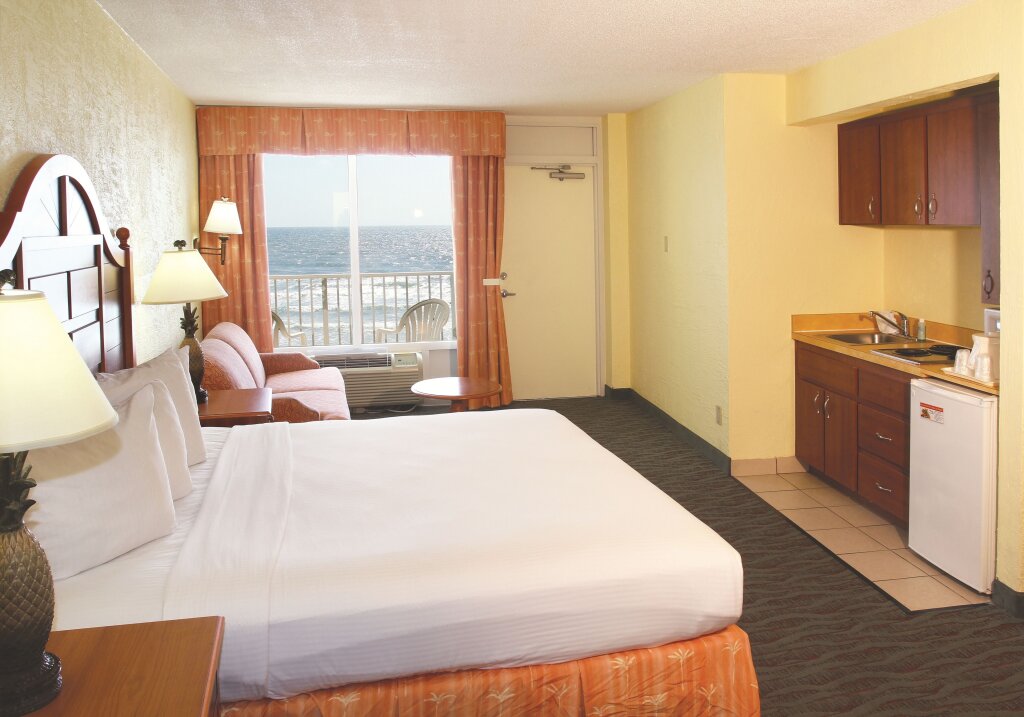 Standard room oceanfront Perry's Ocean-Edge Resort