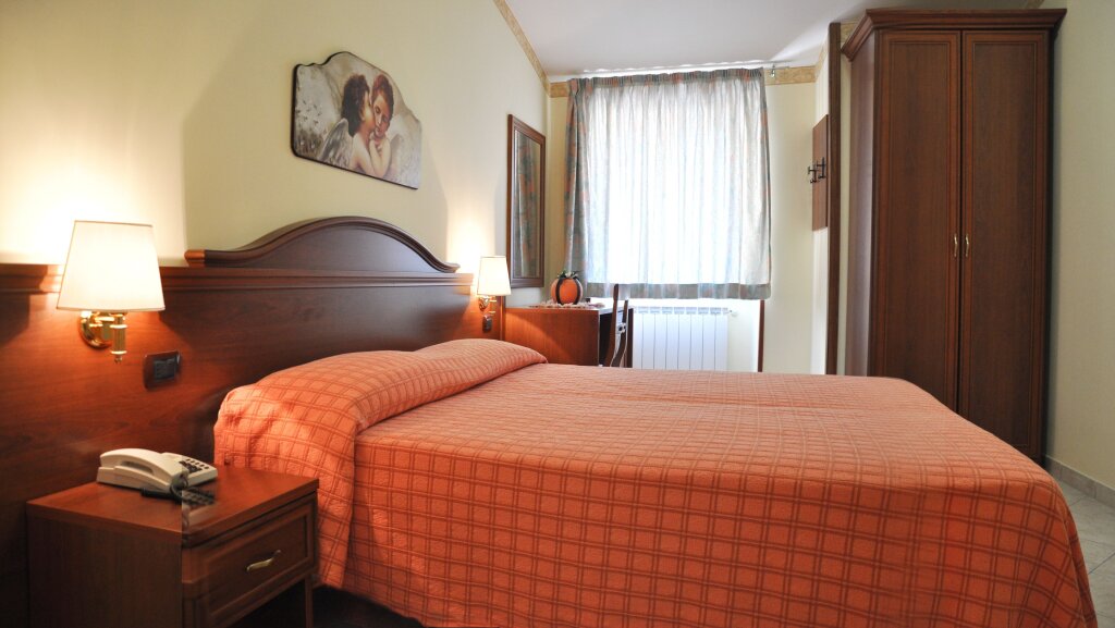 Двухместный номер Classic Hotel Dei Pini