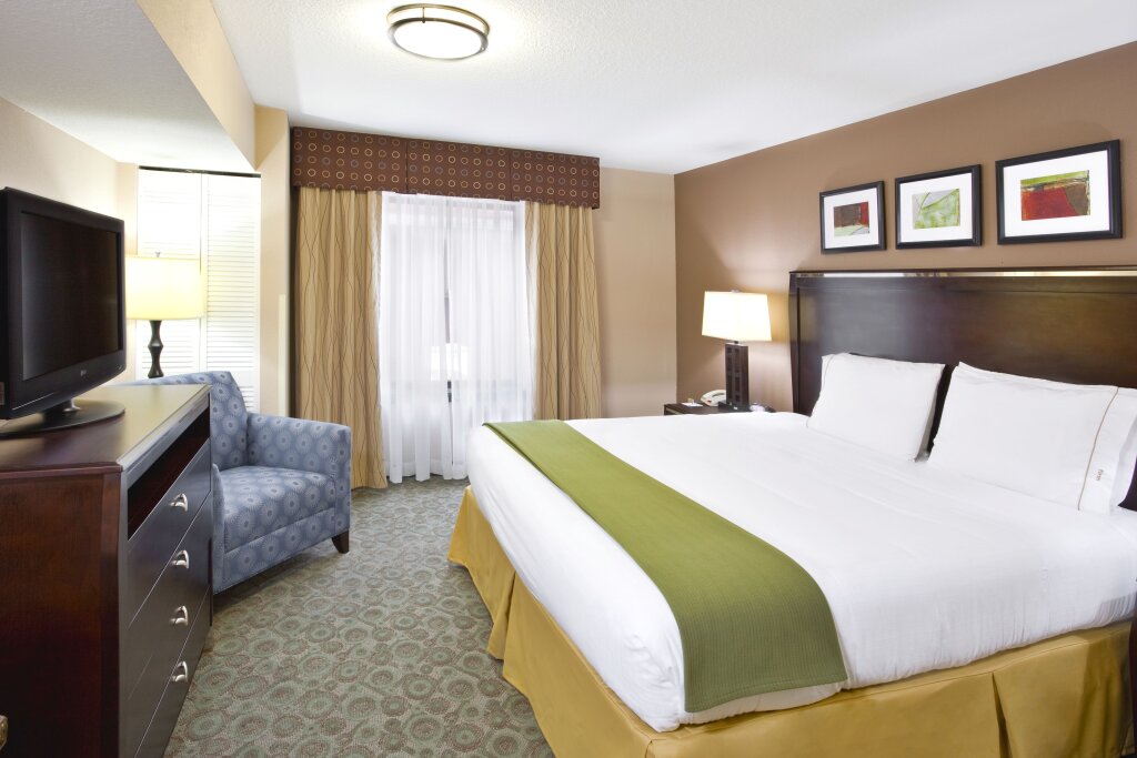 Номер Standard Holiday Inn Express Hotel & Suites Van Wert, an IHG Hotel