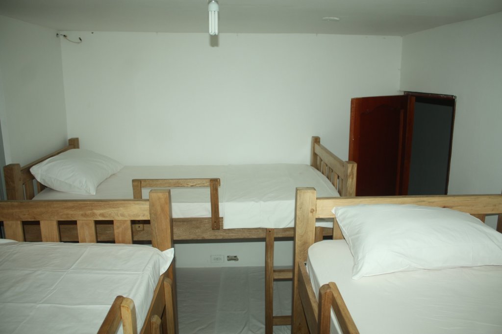 Cama en dormitorio compartido Hostal Casa Micaela