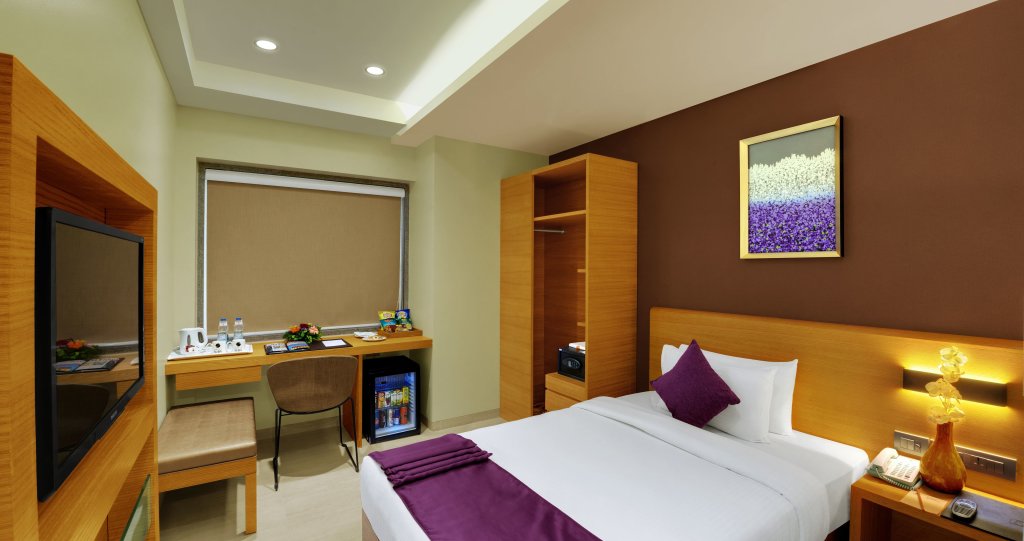 Executive Single room Hotel Suba Elite Vadodara