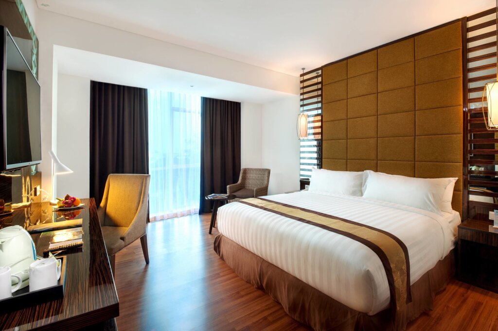 Двухместный номер Deluxe The Atrium Hotel & Resort Yogyakarta