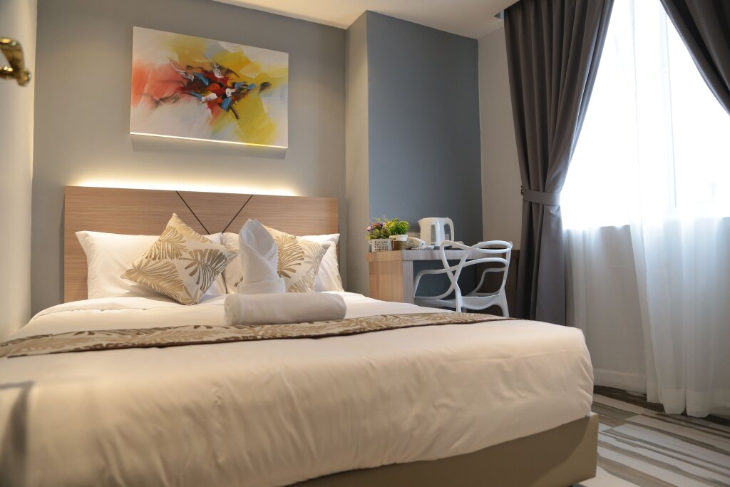 Deluxe Zimmer Super OYO GS Hotels Near Strand Mall