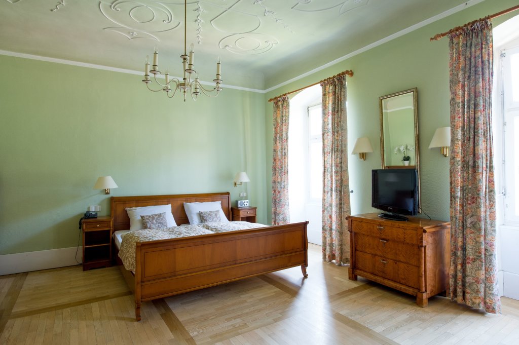 Standard double chambre Hotel Schloss Heinsheim