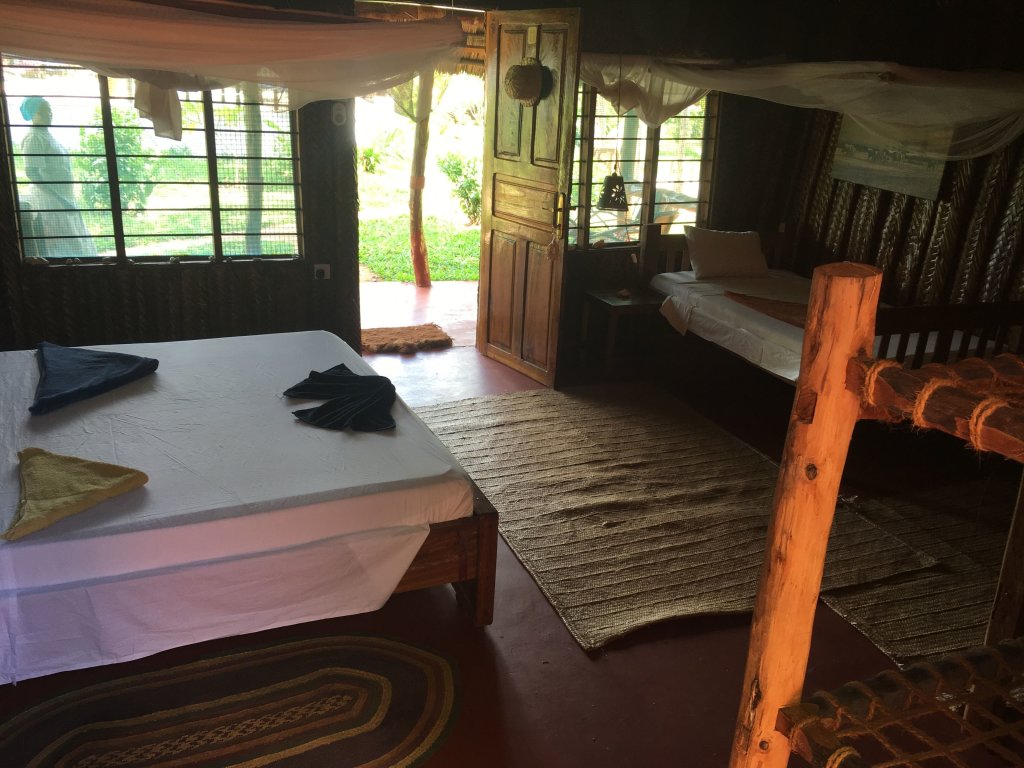 Семейное бунгало с 2 комнатами Promised Land Lodge