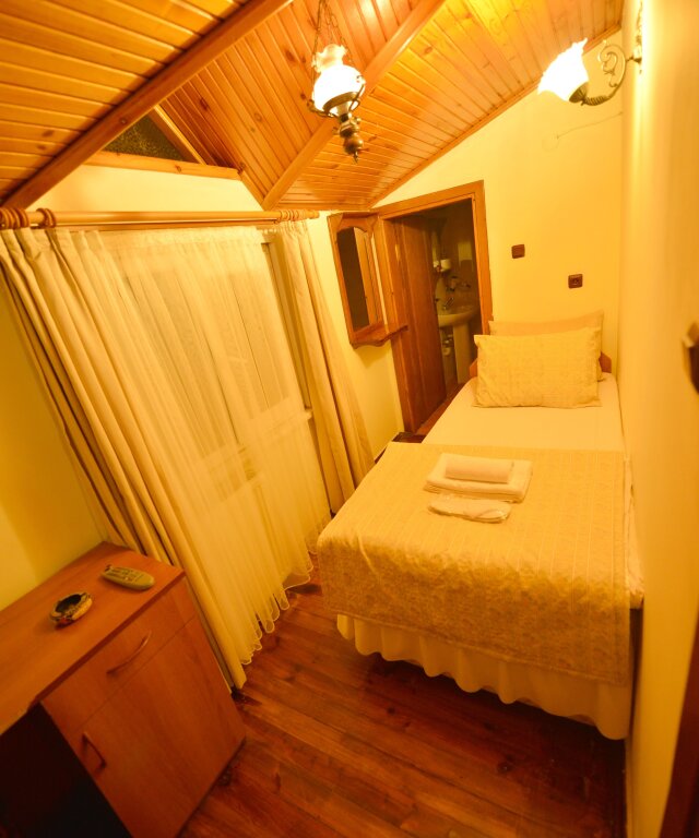 Standard Single room El Rio Motel