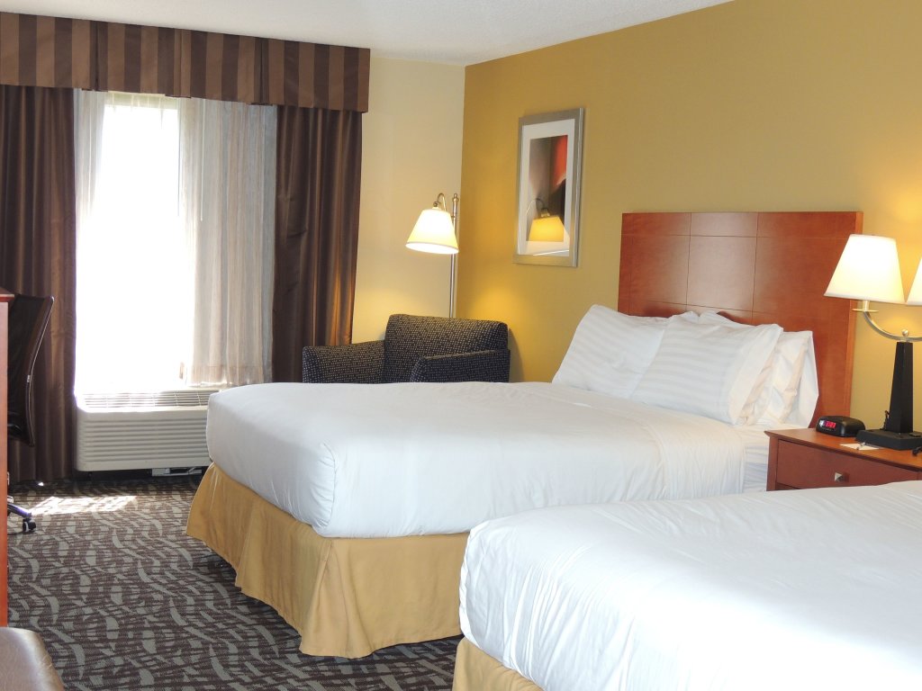 Standard quadruple chambre Holiday Inn Express Trussville, an IHG Hotel