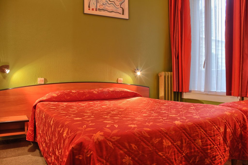 Komfort Doppel Zimmer Timhotel Boulogne Rives de Seine