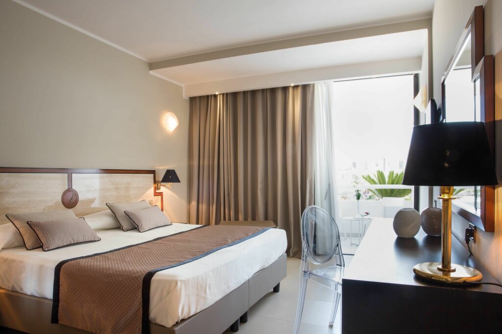 Standard Zimmer mit Balkon Mec Paestum Hotel