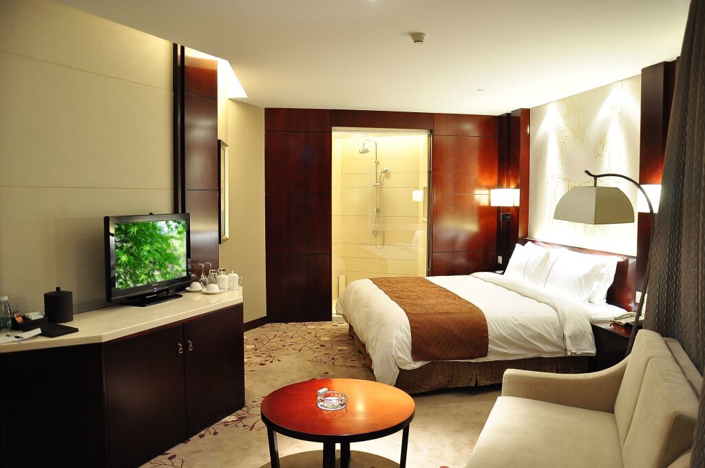 Deluxe Suite Grand Skylight CIMC Hotel Yangzhou Yangzijiang North Road
