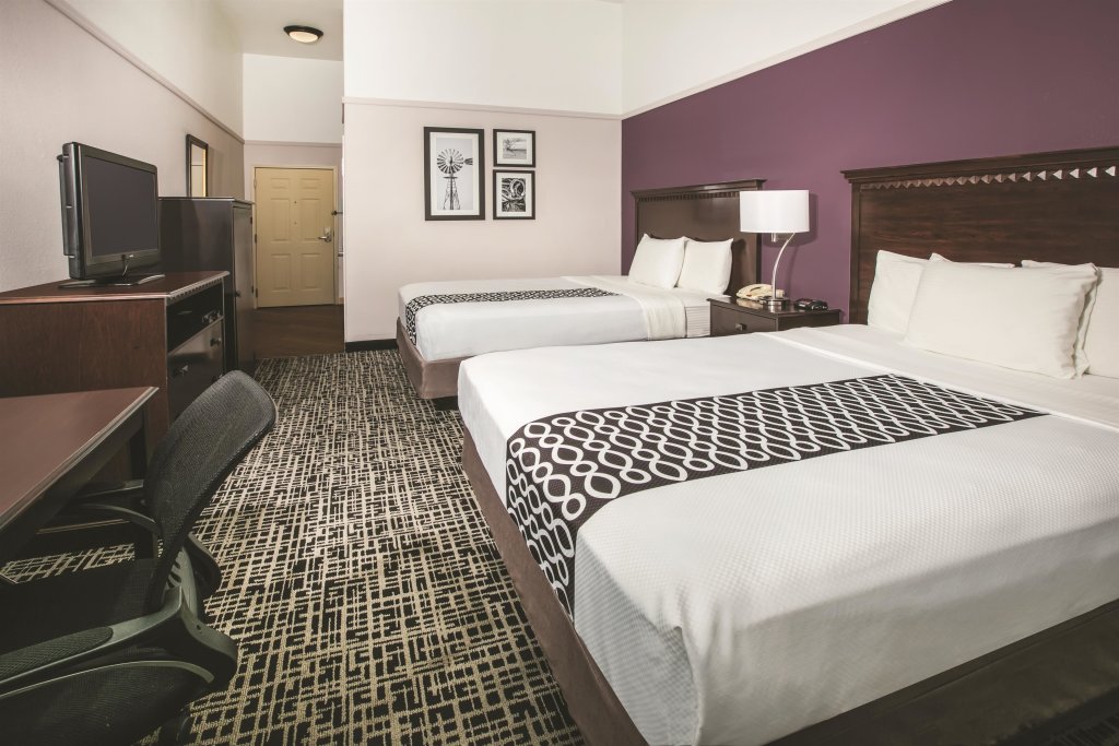 Standard Vierer Zimmer La Quinta Inn & Suites by Wyndham Brownwood