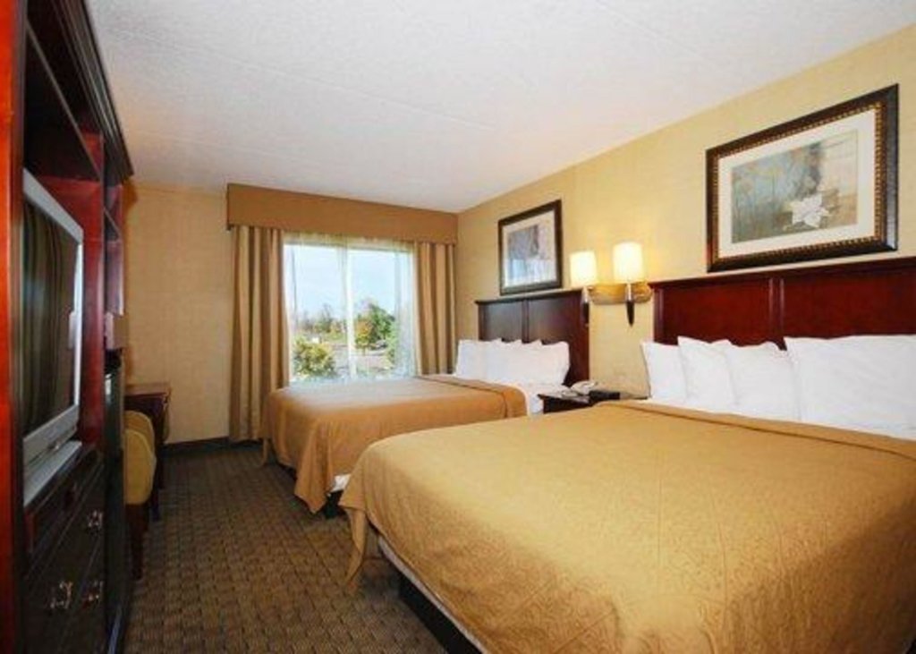 Standard Quadruple room Quality Inn & Suites Bensalem