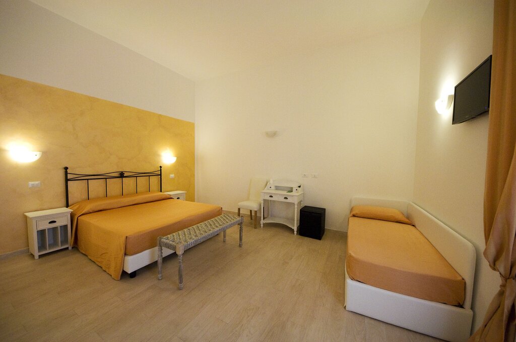 Standard Quadruple room Alangià Inn