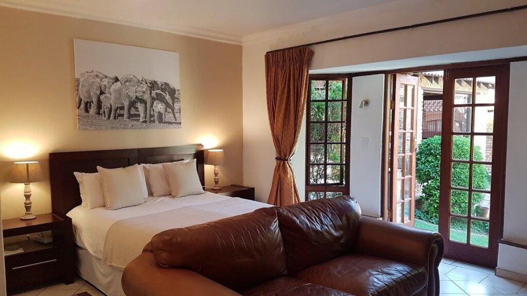 Comfort Double room with garden view The Dorr Guest House
