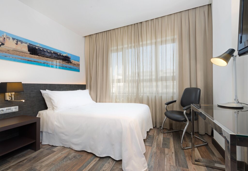 Standard simple chambre Hotel Cádiz Paseo del Mar, Affiliated
