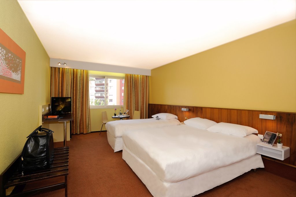 Confort triple chambre Hotel des Congrès