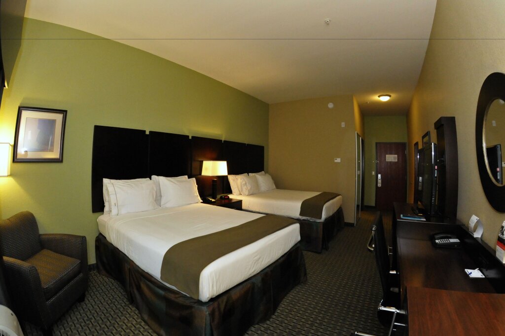 Двухместный люкс Deluxe Holiday Inn Express Baton Rouge North, an IHG Hotel