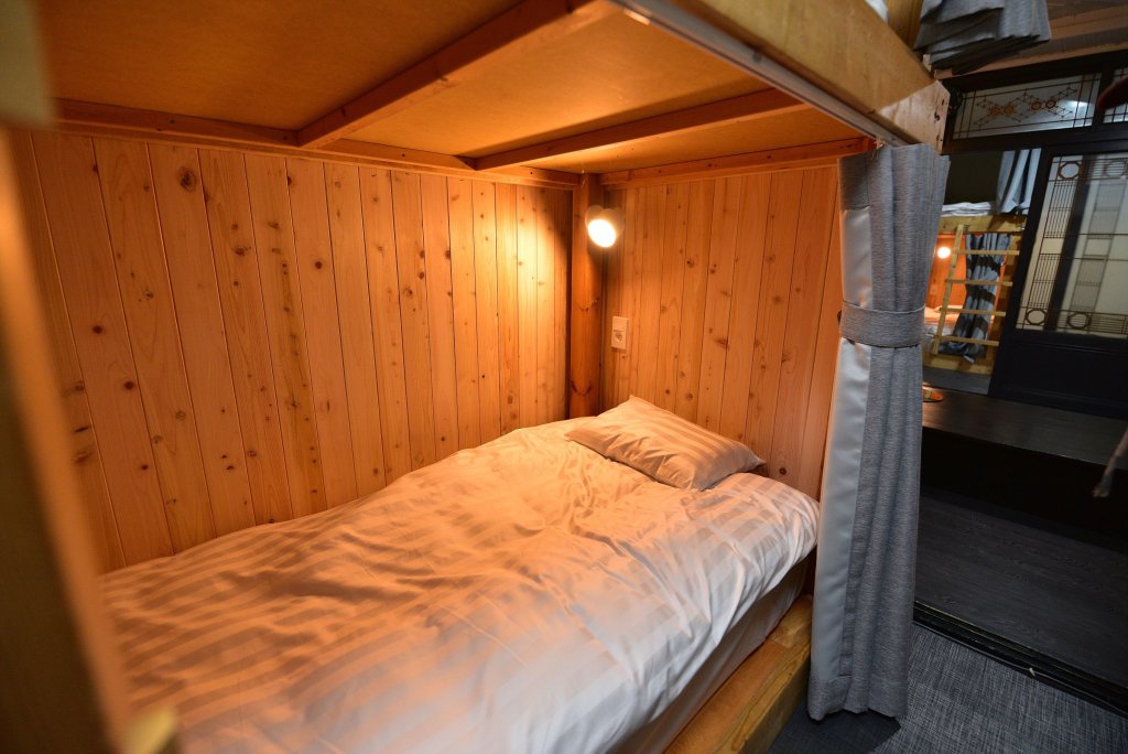 Cama en dormitorio compartido (dormitorio compartido masculino) A Strange Day Guesthouse - Hostel