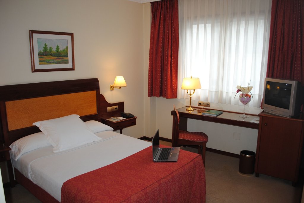Standard Single room Gran Hotel de Ferrol