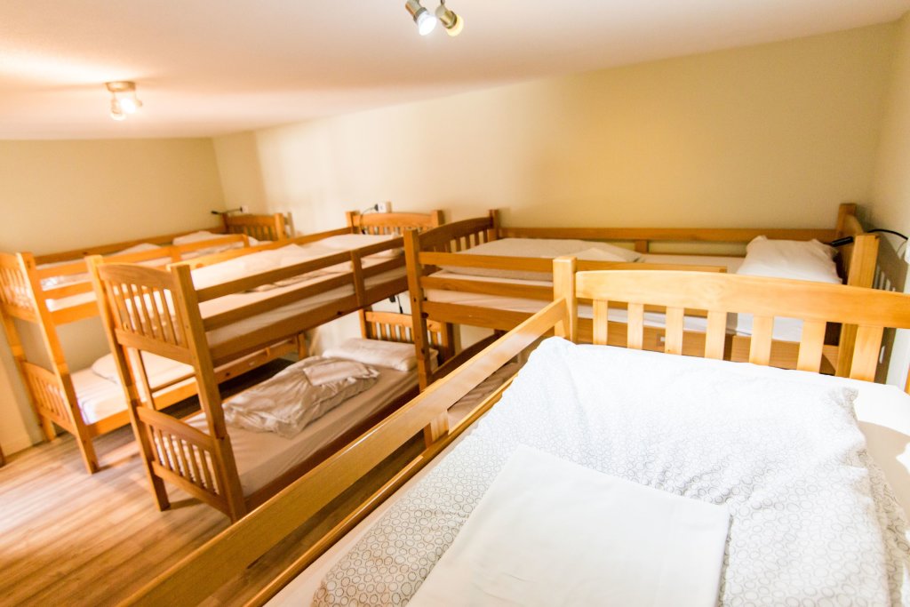 Кровать в общем номере Mad4You Hostel