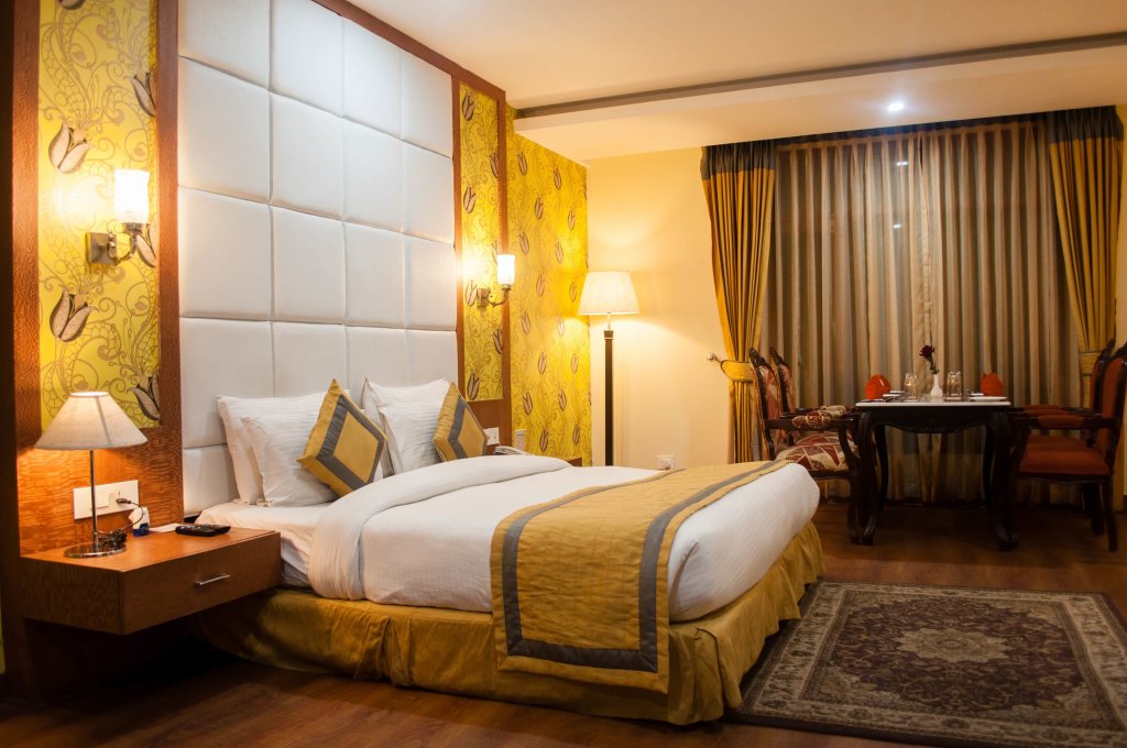 Deluxe room Hotel Southgate Shimla