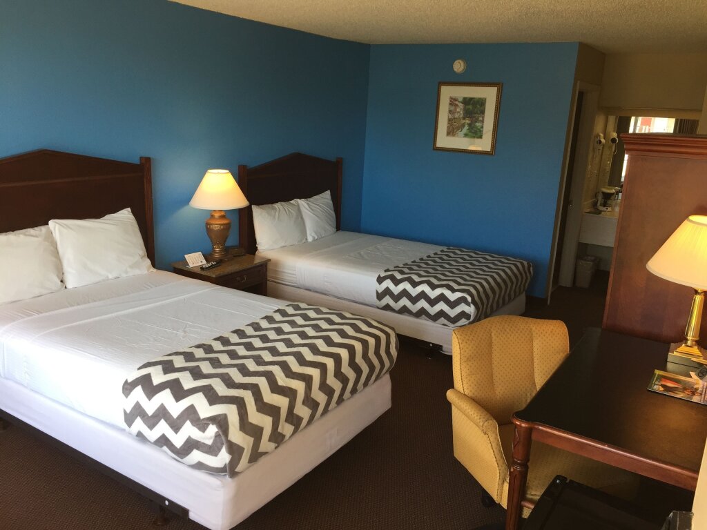 Standard quadruple chambre River Rock Hotel Mountain Home