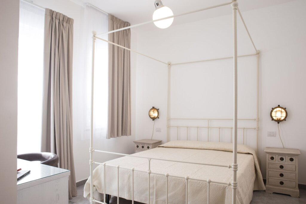 Suite Bed & Breakfast del Faro