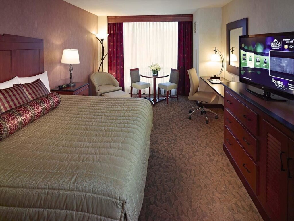 Deluxe room Seneca Allegany Resort & Casino