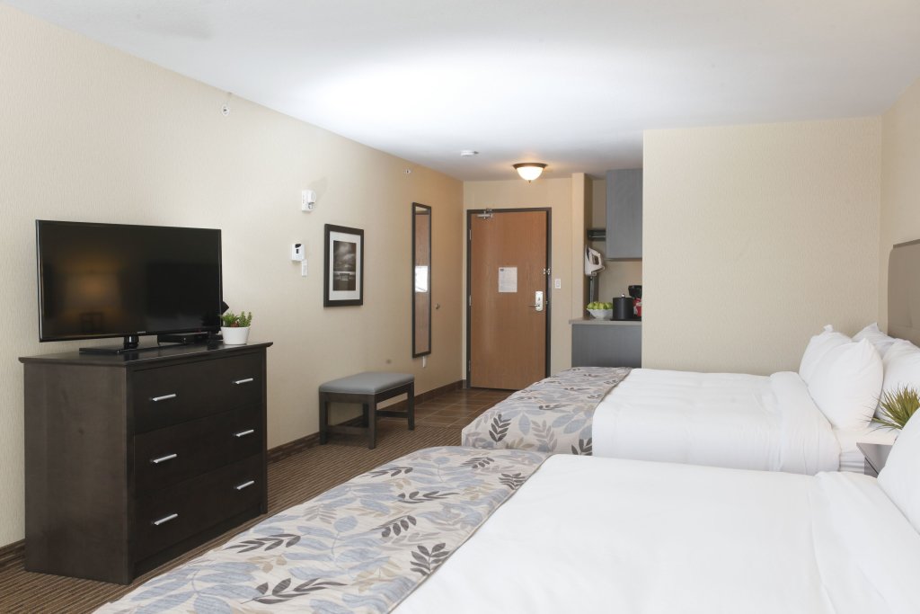 Superior Zimmer Pomeroy Inn & Suites at Olds College