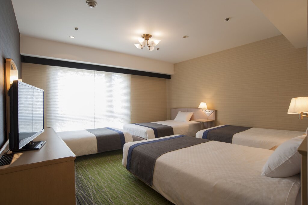 Superior Triple room Hotel New Hankyu Kyoto