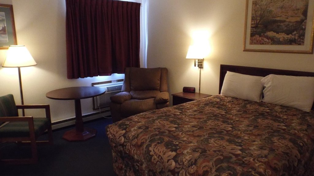 Standard room Travel Inn