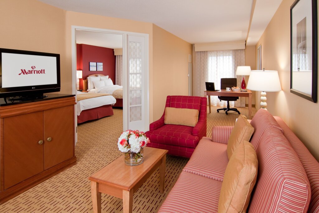Люкс c 1 комнатой Anaheim Marriott Suites