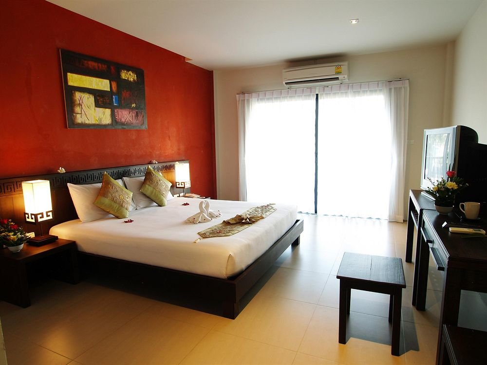 Habitación doble De lujo con balcón y con vista a la piscina Phuketa Hotel