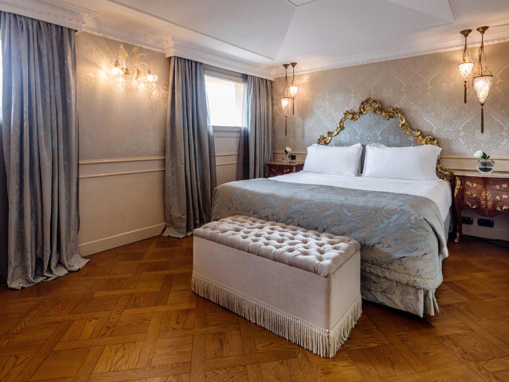 Семейный люкс Goldoni Baglioni Hotel Luna - The Leading Hotels of the World