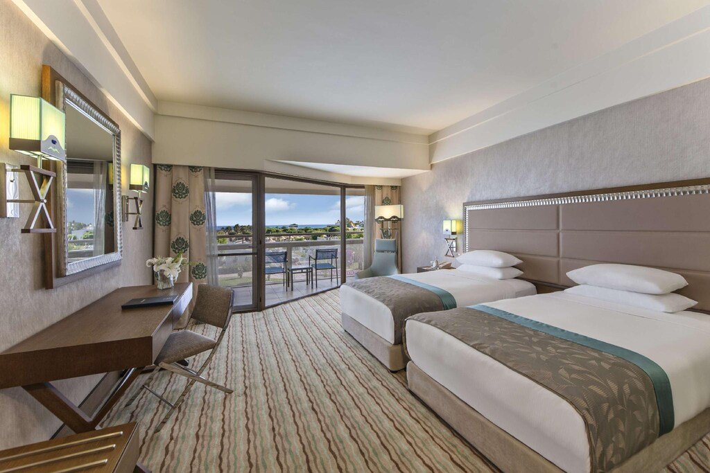 Четырёхместный люкс Grand Hilton Dalaman Sarigerme Resort & Spa