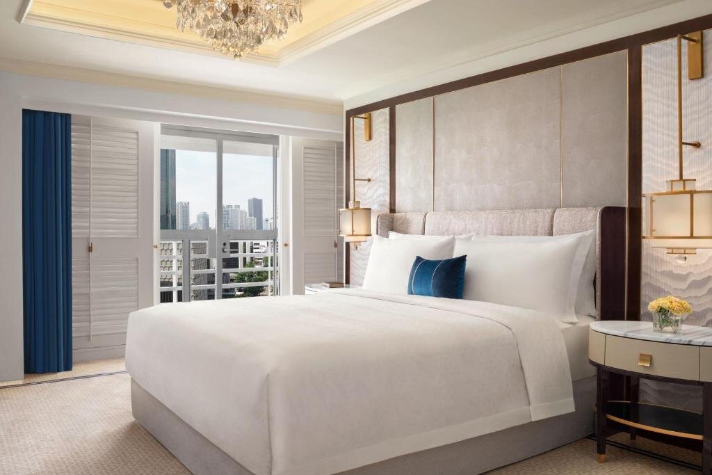 1 Bedroom Caroline Astor Double Suite with balcony The St Regis Jakarta