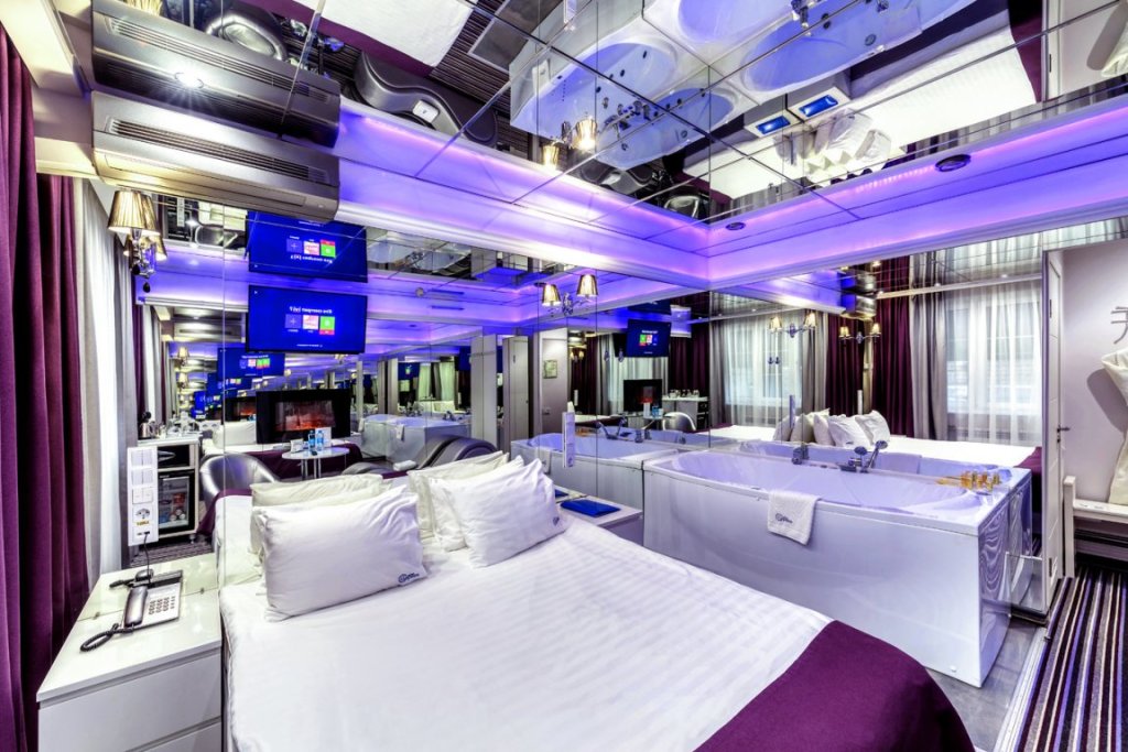 Двухместный люкс Premium Отель Гипноз на Авиамоторной