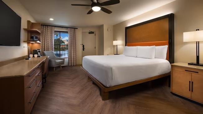 Standard Double room with lake view Disneys Coronado Springs Resort