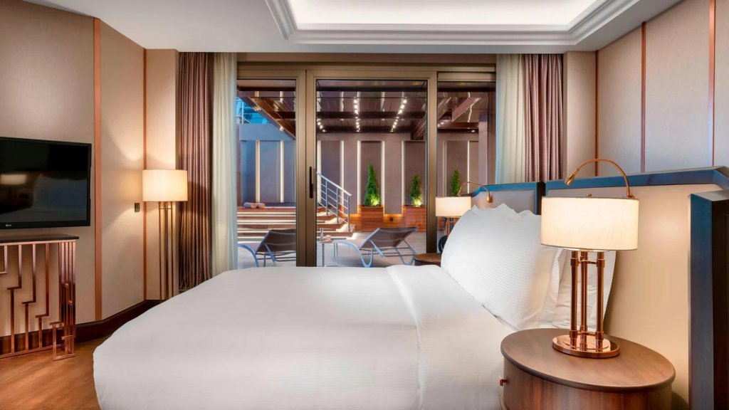 Präsidenten Klub Suite The Ritz-Carlton, Istanbul at the Bosphorus