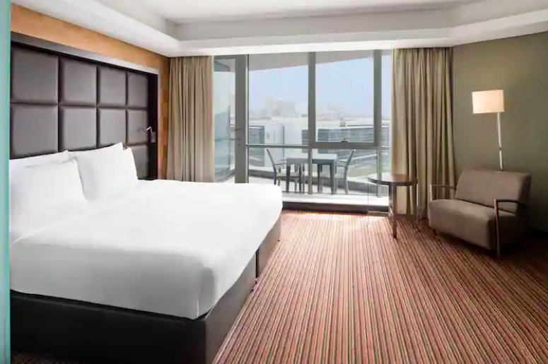Двухместный номер Executive Radisson Blu Hotel, Dubai Media City