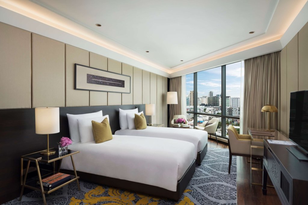 Quadruple Penthouse Suite Siam Kempinski Hotel Bangkok - SHA Extra Plus Certified
