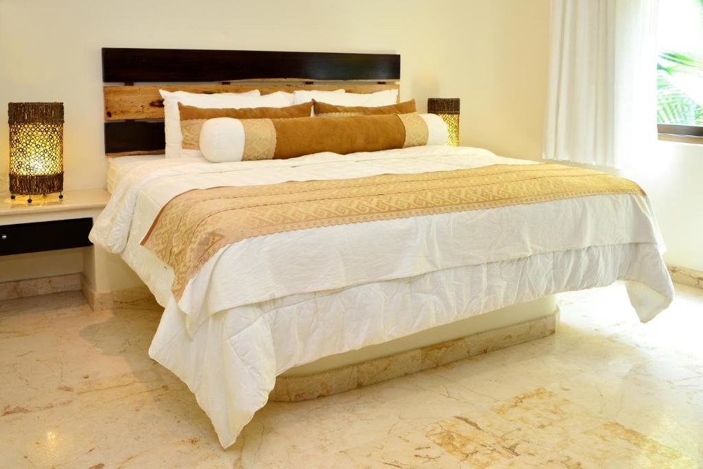 Premium Suite 2 Schlafzimmer mit eingeschränktem Meerblick El Taj Oceanfront and Beachside Condo Hotel