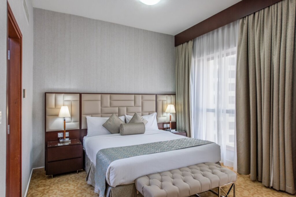 Люкс Executive с 3 комнатами Suha JBR Hotel Apartments
