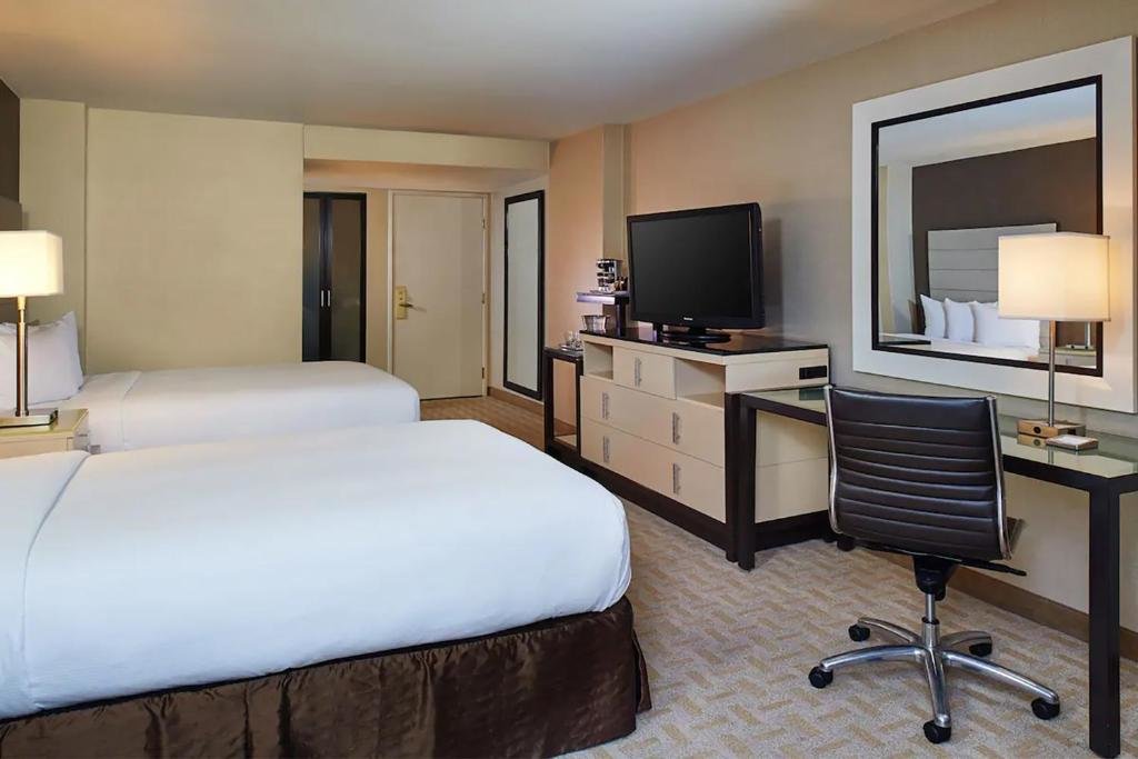 Accessible Vierer Zimmer Hilton Los Angeles Airport