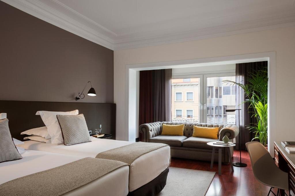 Двухместный номер Collection Premium Alexandra Barcelona Hotel, Curio Collection by Hilton