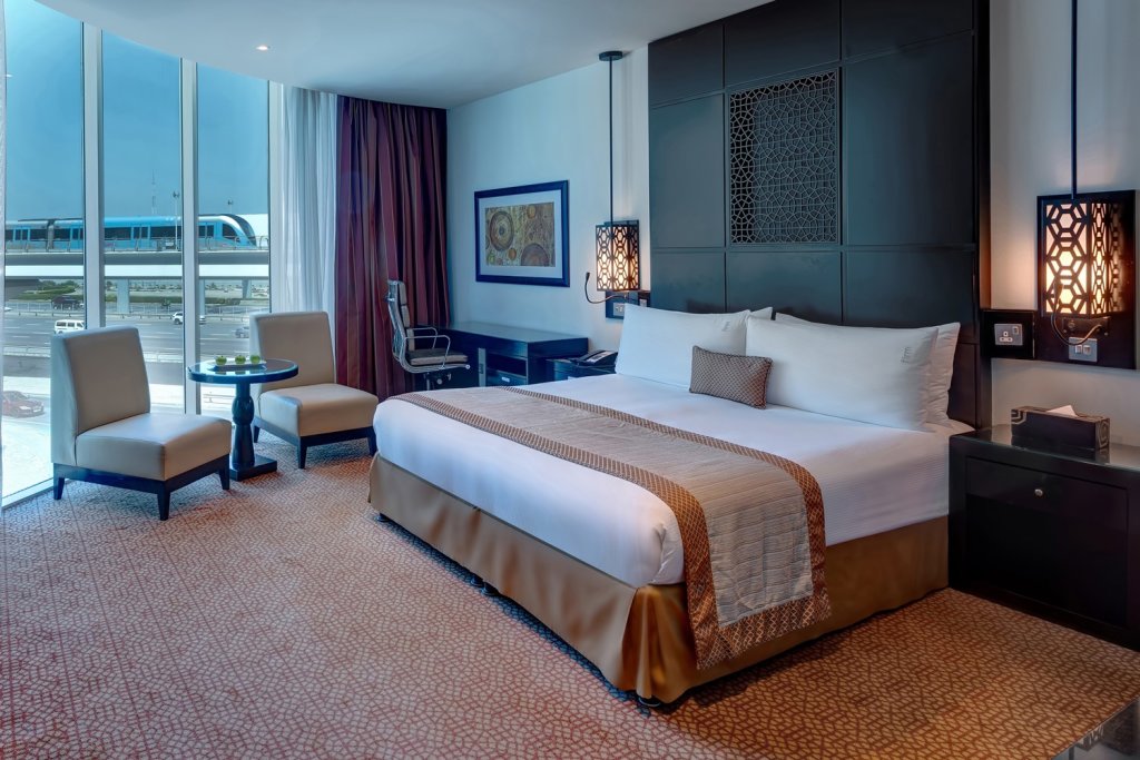 Двухместный номер Premium Holiday Inn Dubai Al Barsha, an IHG Hotel