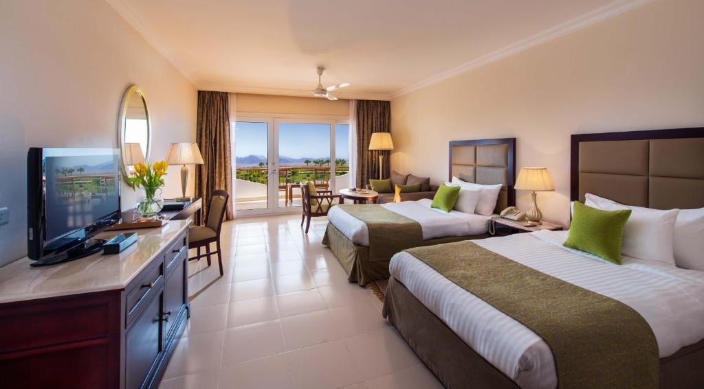 Двухместный люкс Executive c 1 комнатой с видом на море Baron Resort Sharm El Sheikh