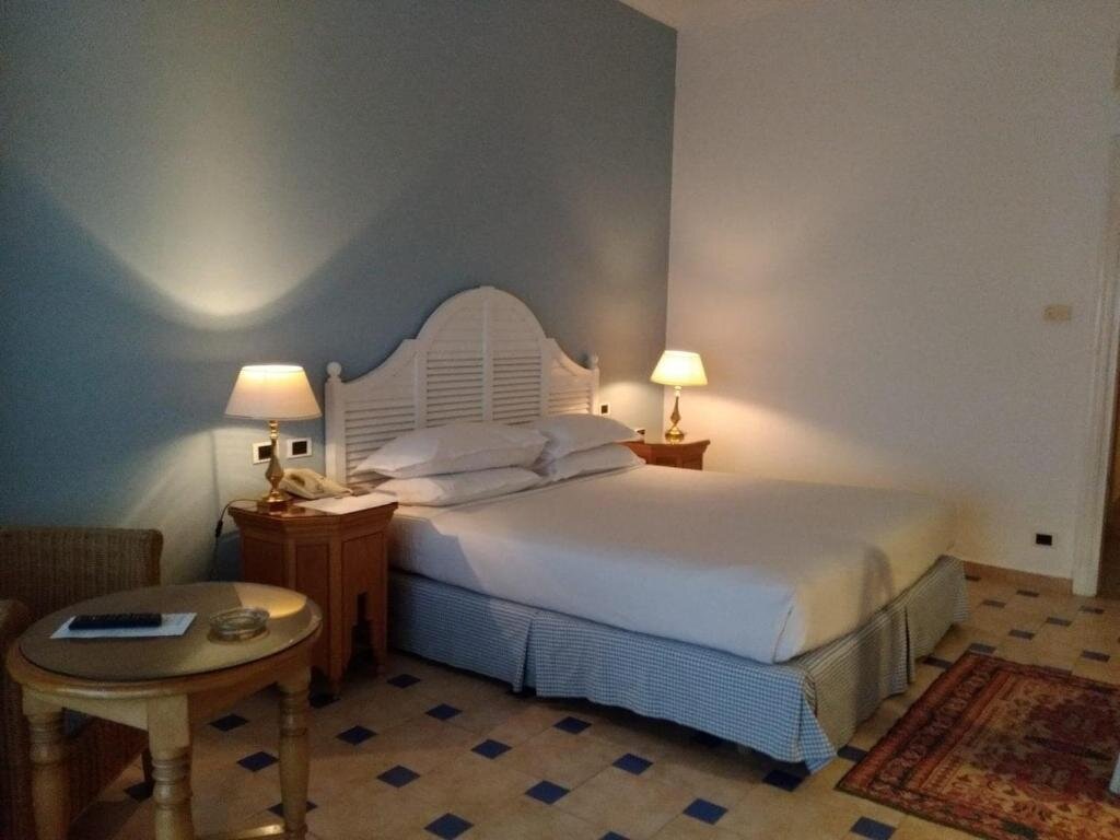 Двухместный люкс Diplomatic c 1 комнатой с видом на море Sheraton Sharm Hotel, Resort, Villas & Spa