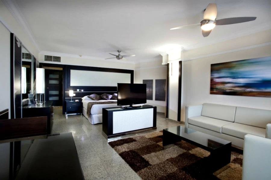 Двухместный полулюкс Hotel Riu Nautilus